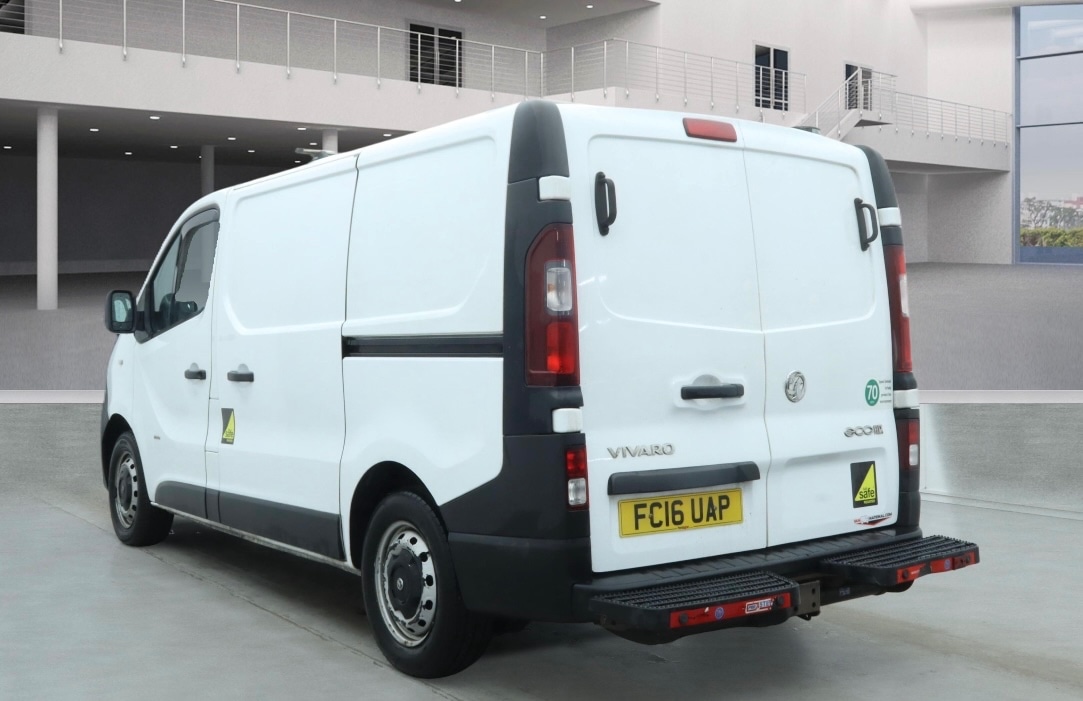 Used Vauxhall Vivaro 2016 for sale - 77460296: Photo 4