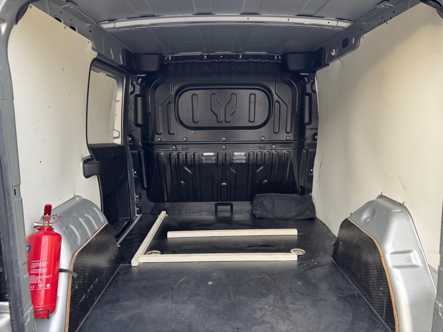 Used Vauxhall Combo for sale - 77587296: Photo 8