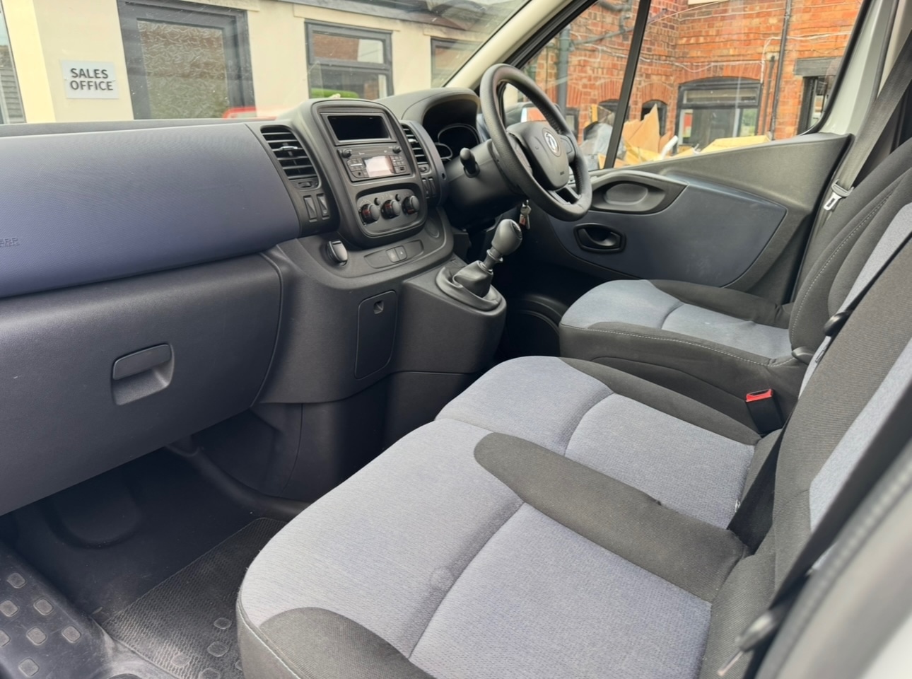 Used Vauxhall Vivaro 2016 for sale - 77614894: Photo 12