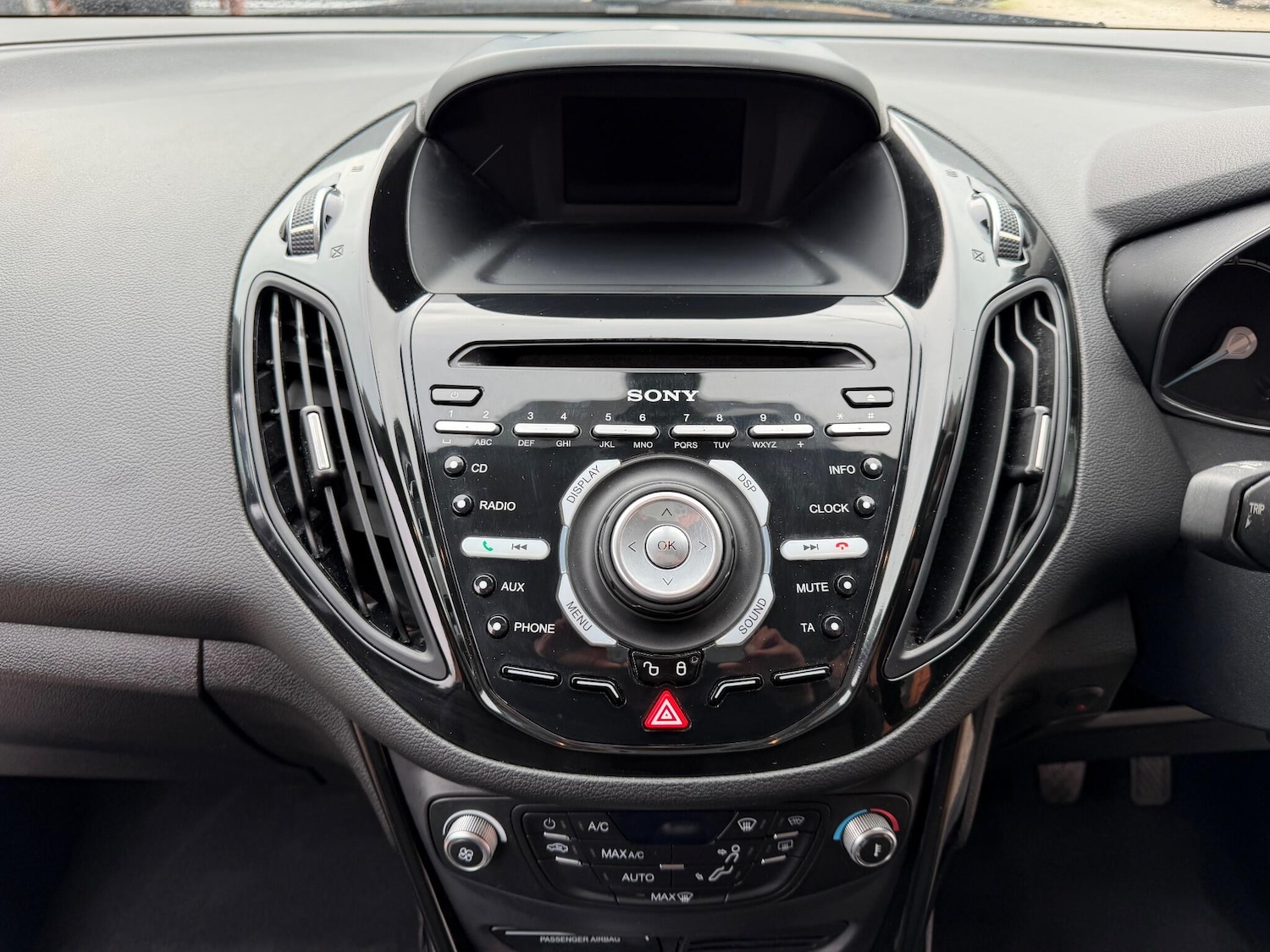 Used Ford B-MAX 2016 for sale - 77484921: Photo 21