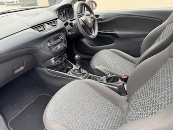 Used Vauxhall Corsa Van 2017 for sale - 75448669: Photo