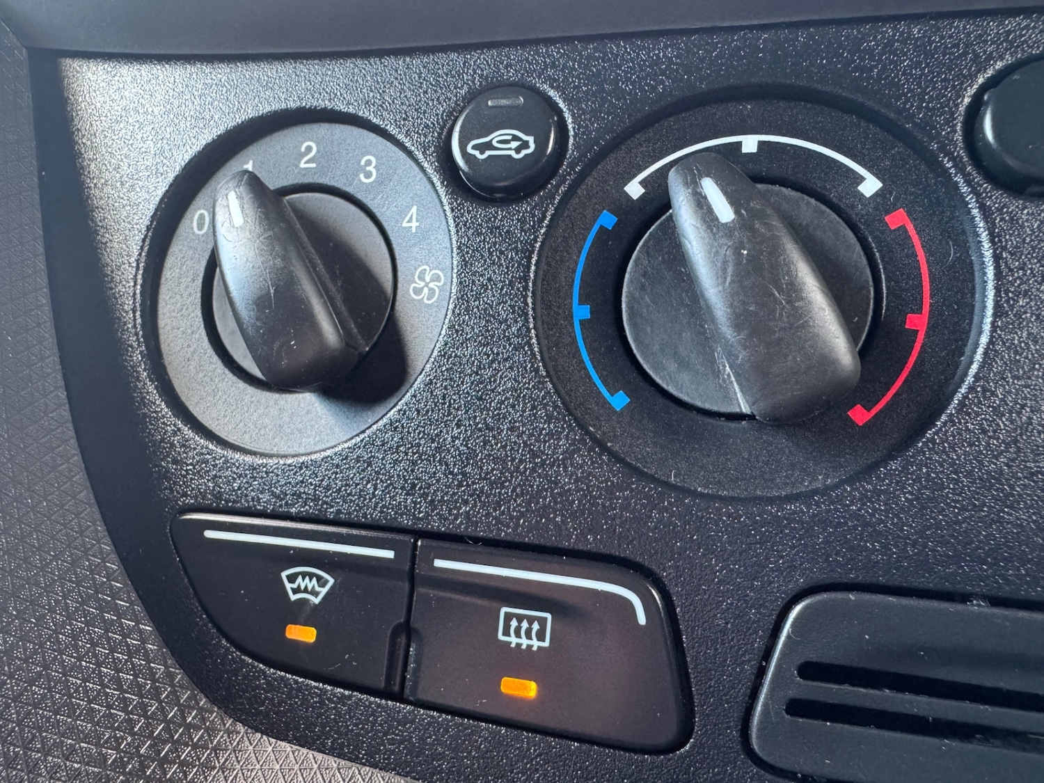 Used Ford Transit Connect 2017 for sale - 78098509: Photo 18