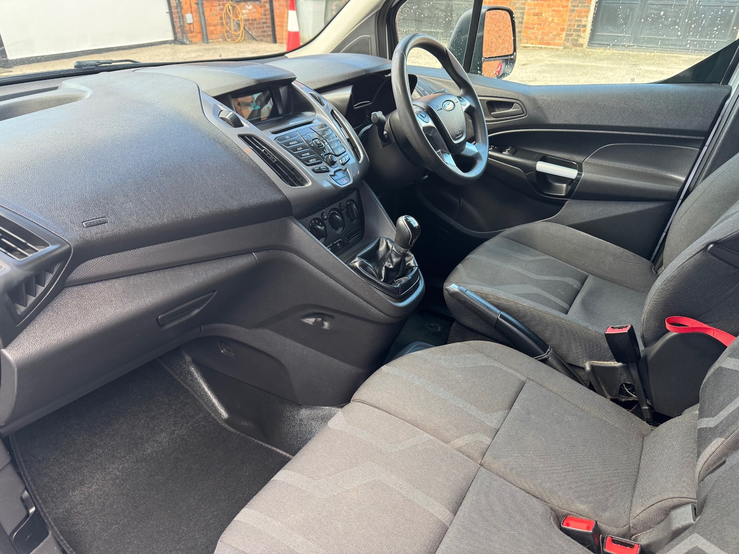 Used Ford Transit Connect 2017 for sale - 78098509: Photo 3