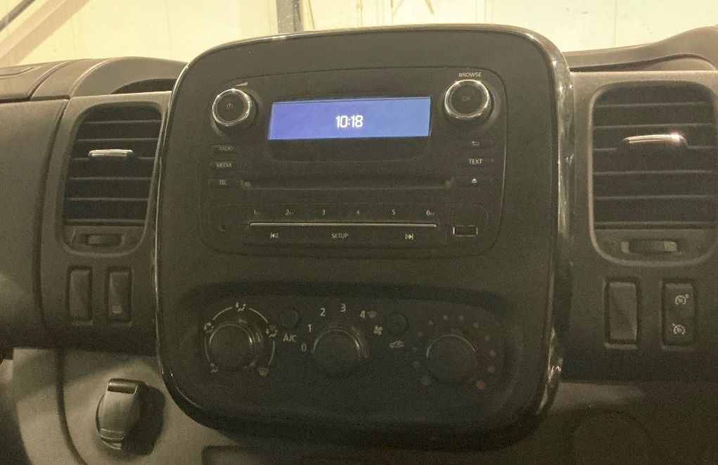 Used Vauxhall Vivaro 2018 for sale - 77492982: Photo 8