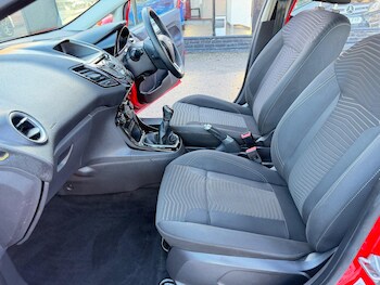 Used Ford Fiesta 2013 for sale - 77480029: Photo