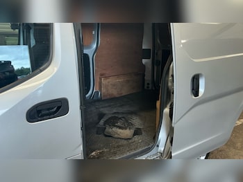 Used Nissan NV200 2016 for sale - 78938032: Photo