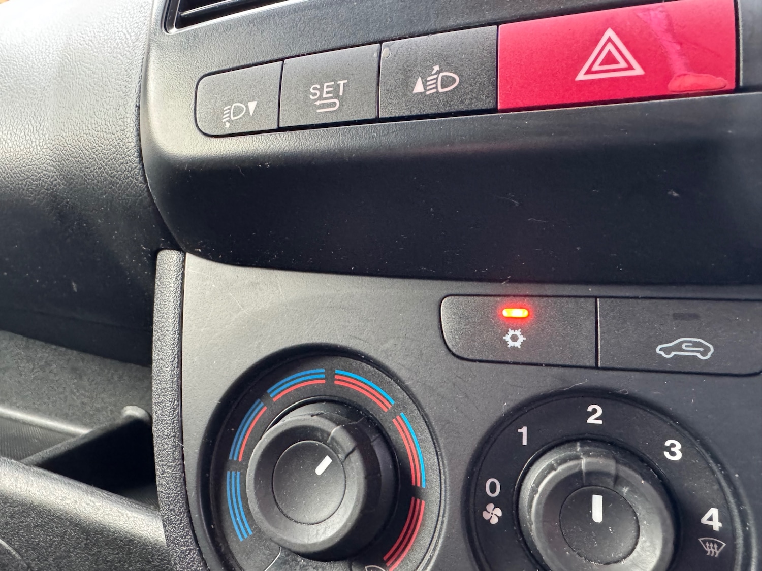 Used Vauxhall Combo 2018 for sale - 77614677: Photo 13