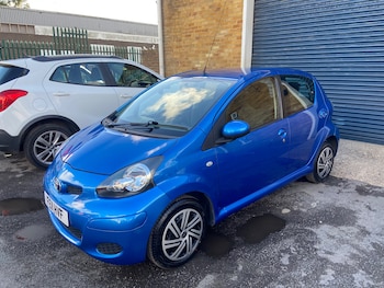 Used Toyota AYGO 2011 for sale - 75945450: Photo