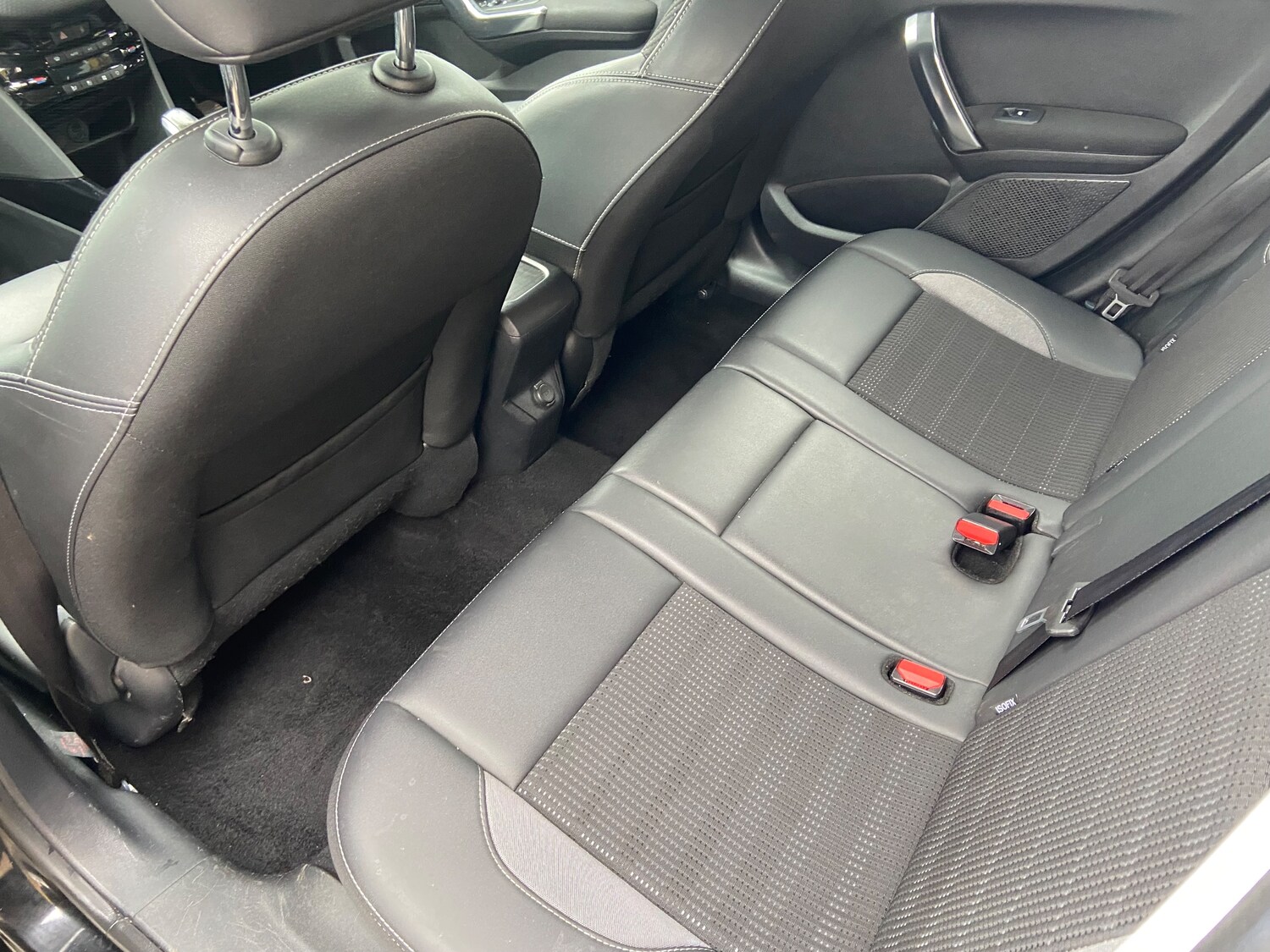 Used Peugeot 2008 2016 for sale - 77855823: Photo 20