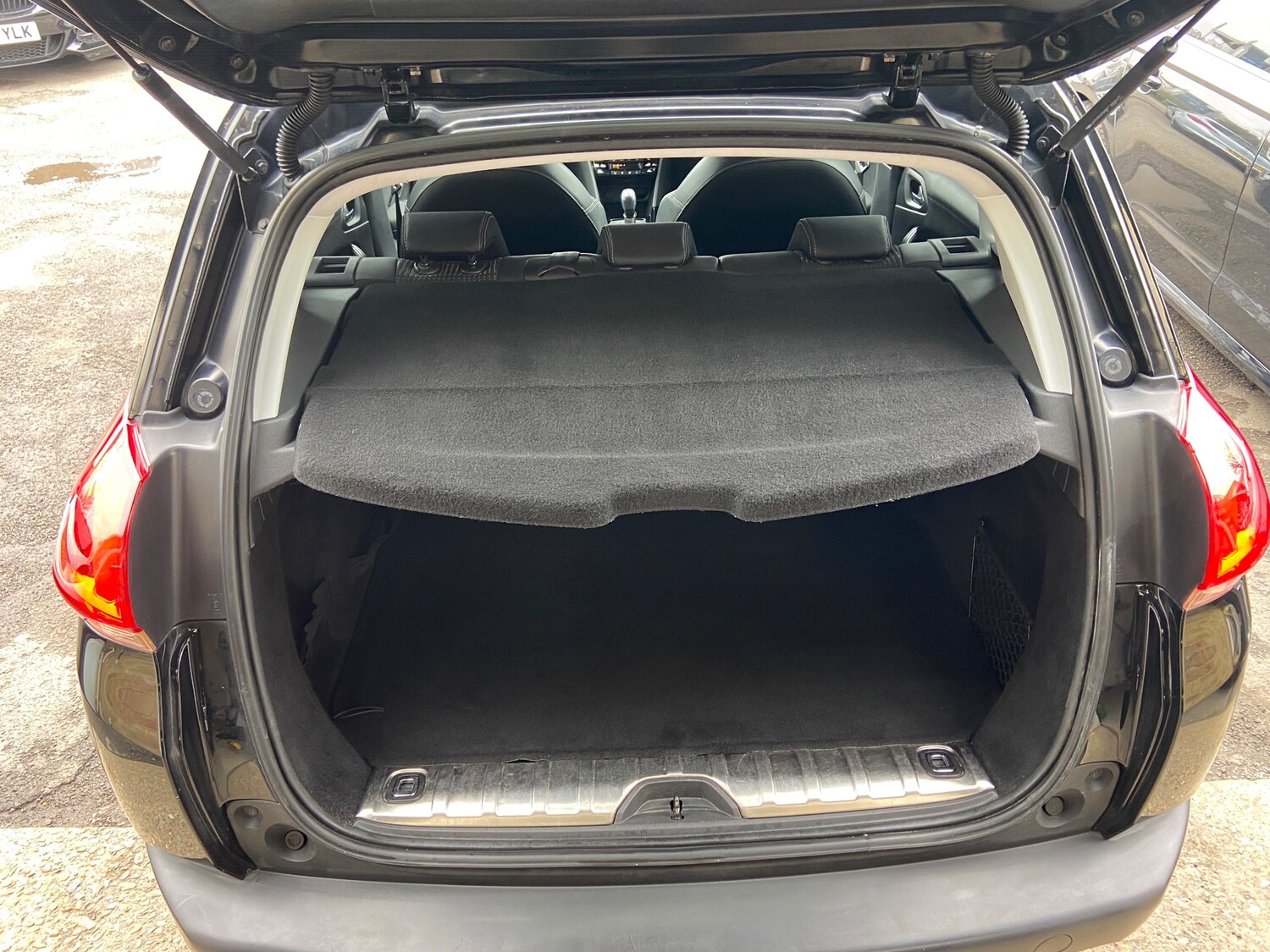 Used Peugeot 2008 2016 for sale - 77855823: Photo 23