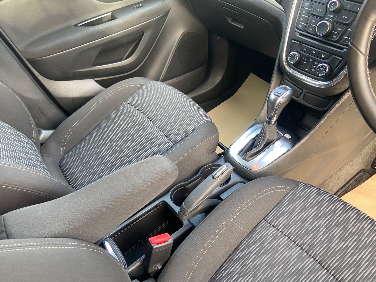 Used Vauxhall Mokka 2015 for sale - 76888935: Photo 29