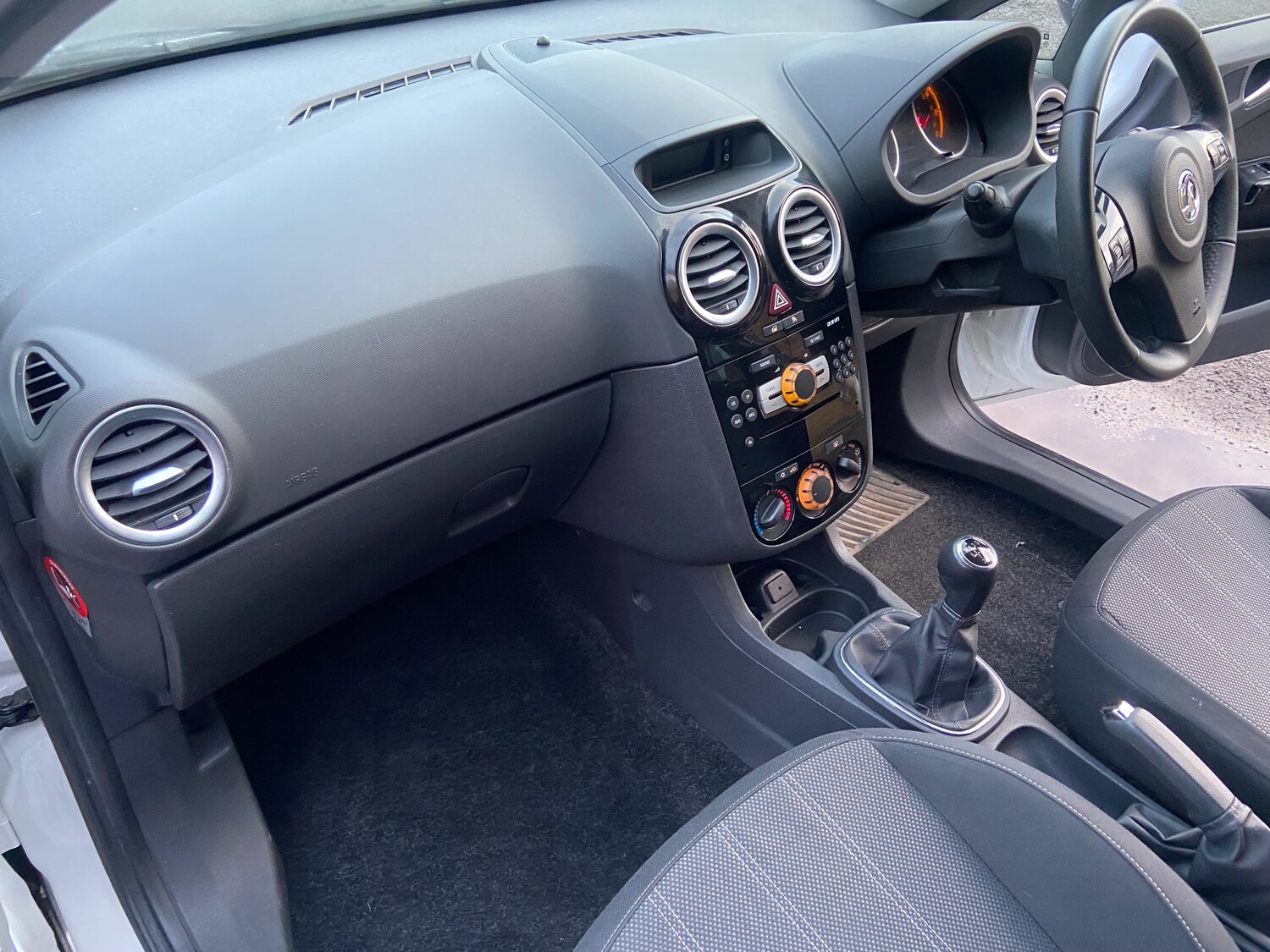 Used Vauxhall Corsa 2014 for sale - 77470971: Photo 27