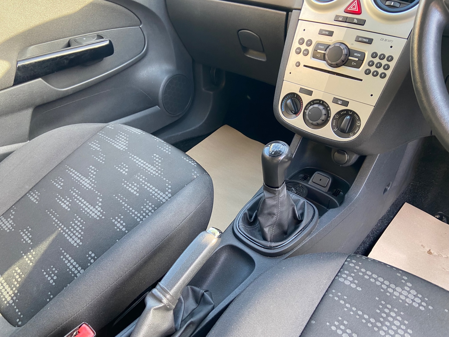 Used Vauxhall Corsa 2014 for sale - 77389121: Photo 22