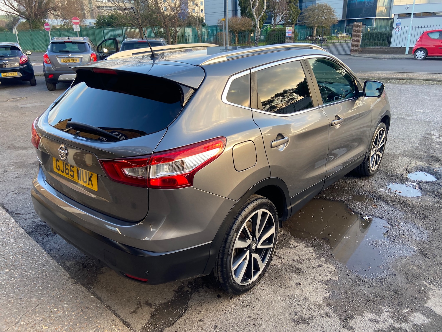 Used Nissan Qashqai 2015 for sale - 77050999: Photo 13