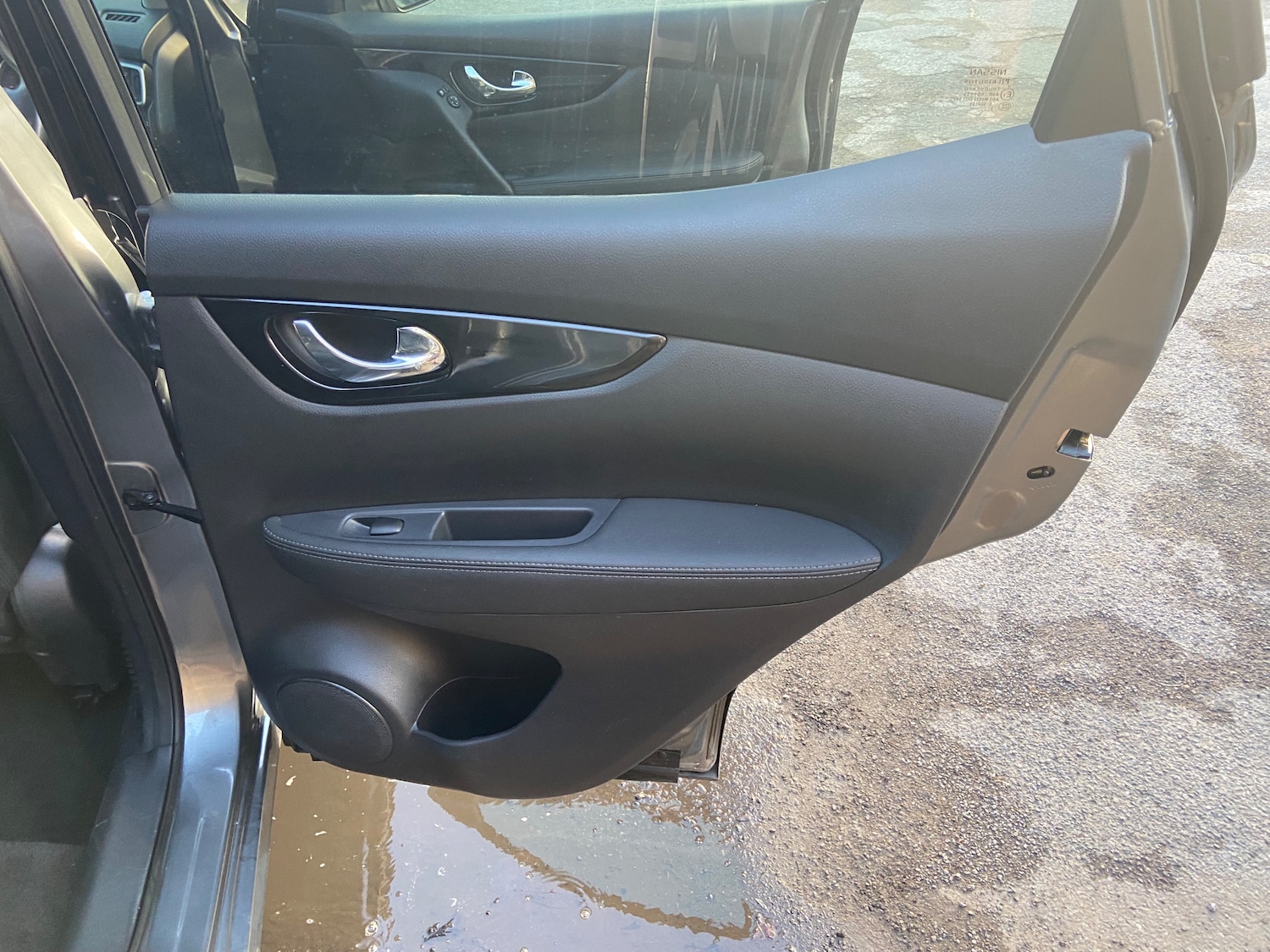 Used Nissan Qashqai 2015 for sale - 77050999: Photo 32