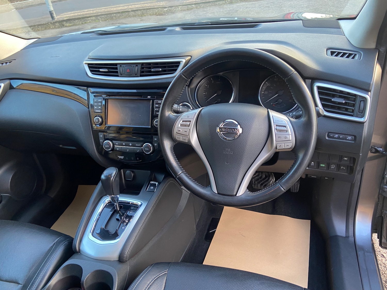 Used Nissan Qashqai 2015 for sale - 77050999: Photo 33