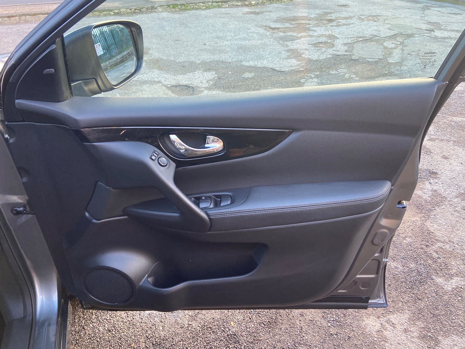 Used Nissan Qashqai 2015 for sale - 77050999: Photo 38