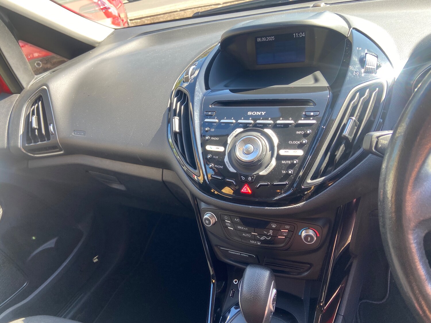 Vehicle 29