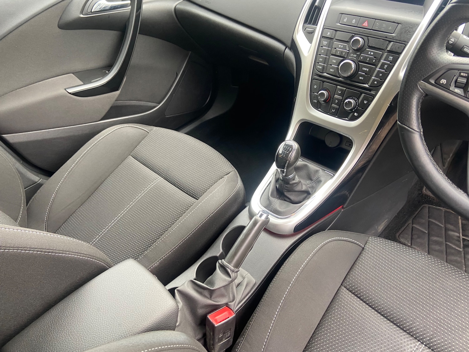 Used Vauxhall Astra 2015 for sale - 78219526: Photo 32