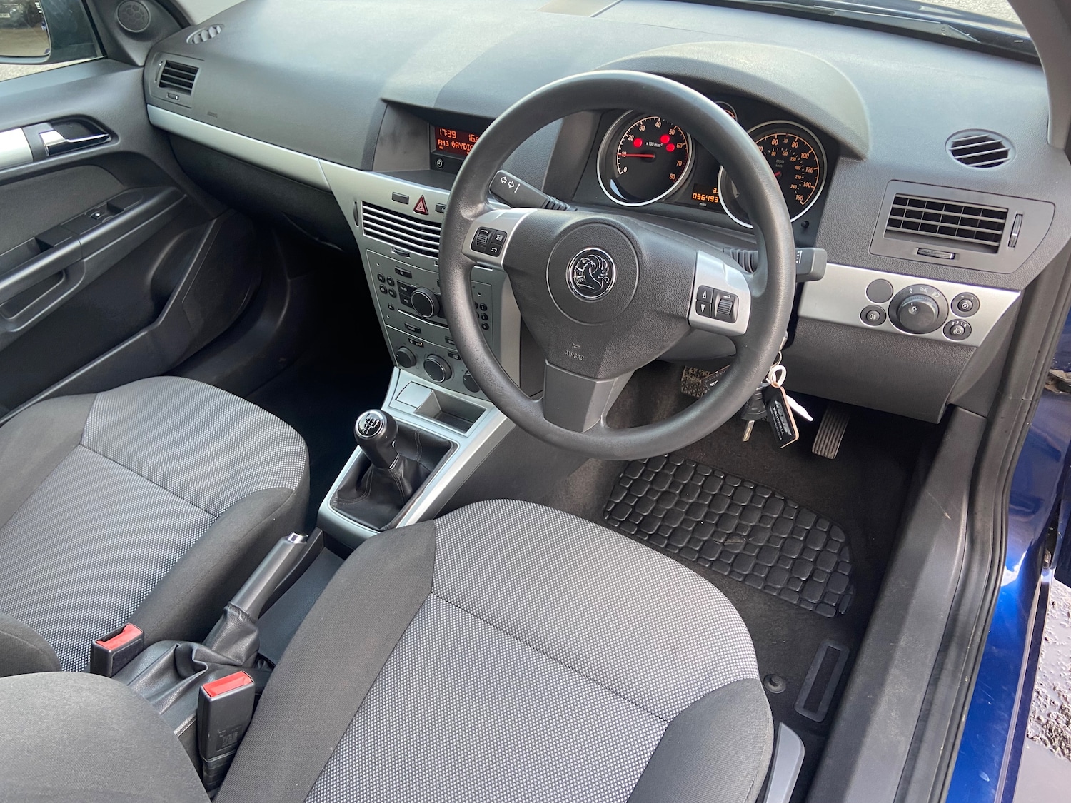 Vehicle 29