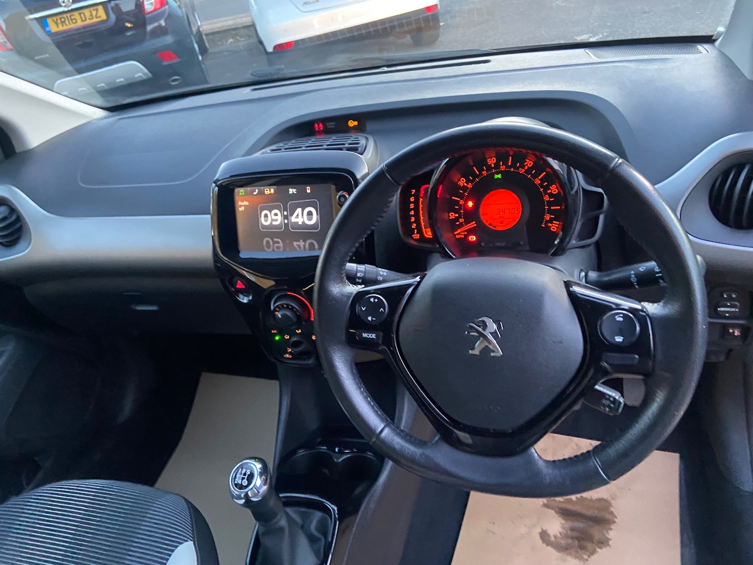 Used Peugeot 108 2015 for sale - 76648110: Photo 24