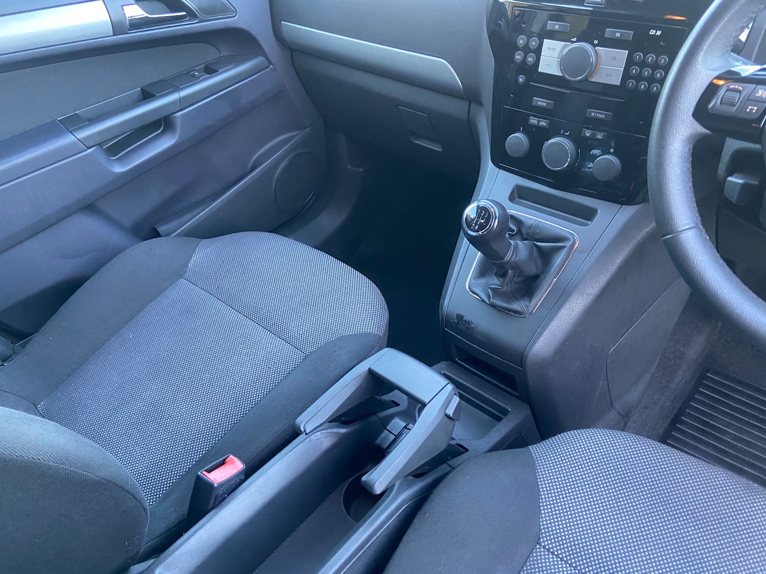 Used Vauxhall Zafira 2014 for sale - 77927516: Photo 24