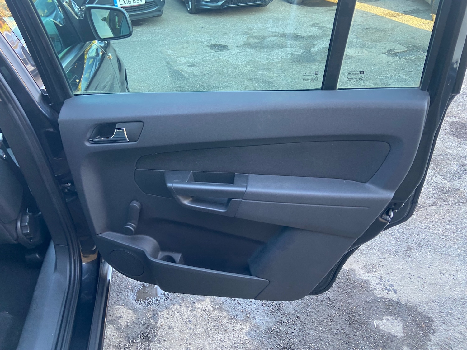 Used Vauxhall Zafira 2014 for sale - 77927516: Photo 26