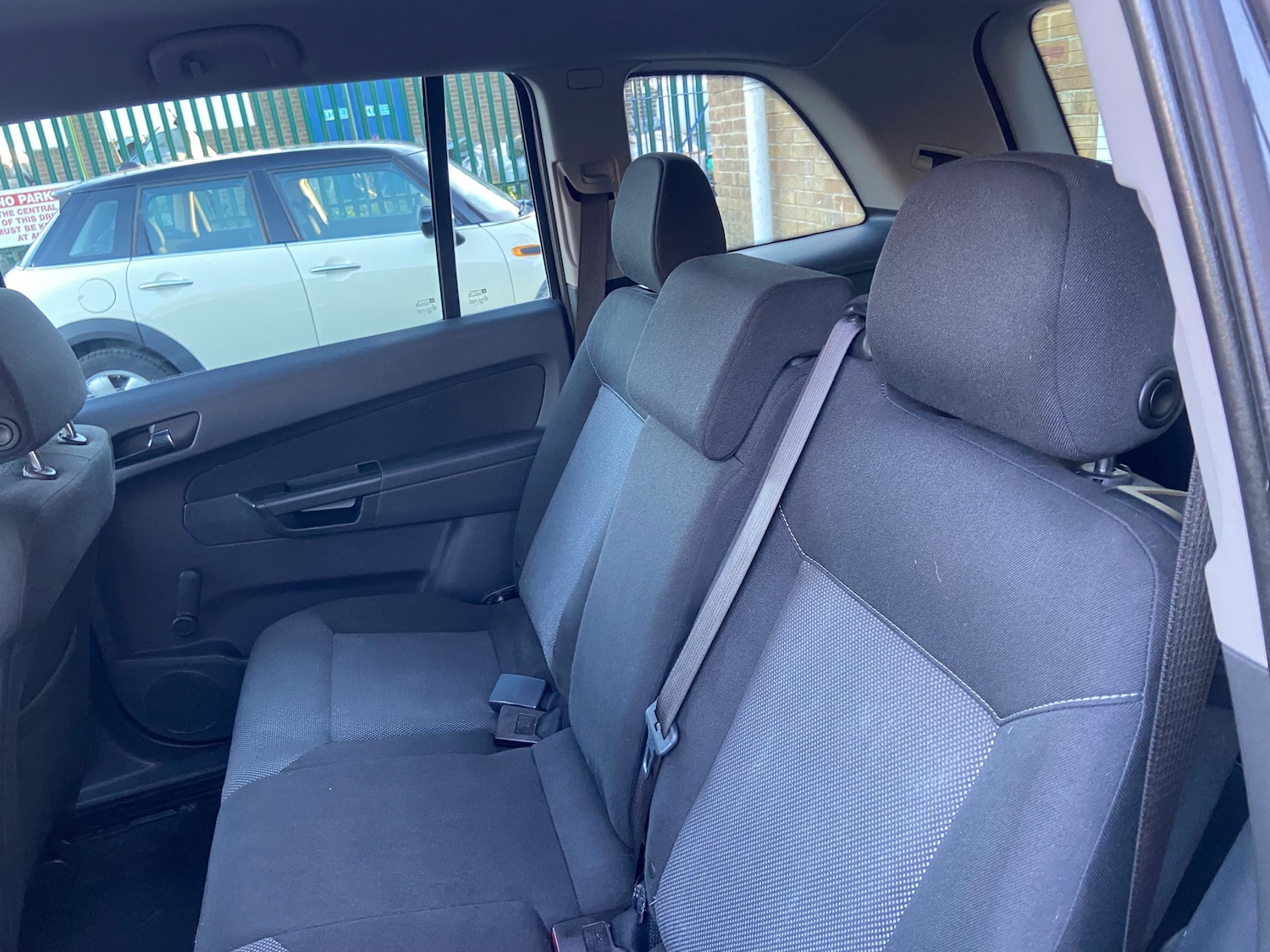 Used Vauxhall Zafira 2014 for sale - 77927516: Photo 34