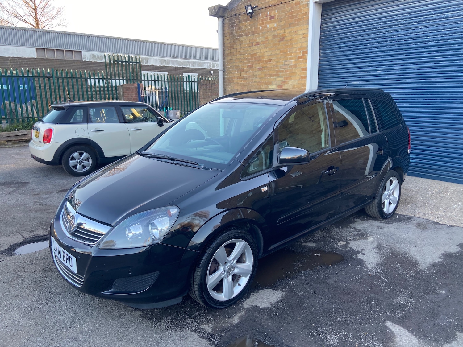 Used Vauxhall Zafira 2014 for sale - 77927516: Photo 4