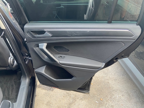 Used Volkswagen Tiguan 2019 for sale - 76217667: Photo 17