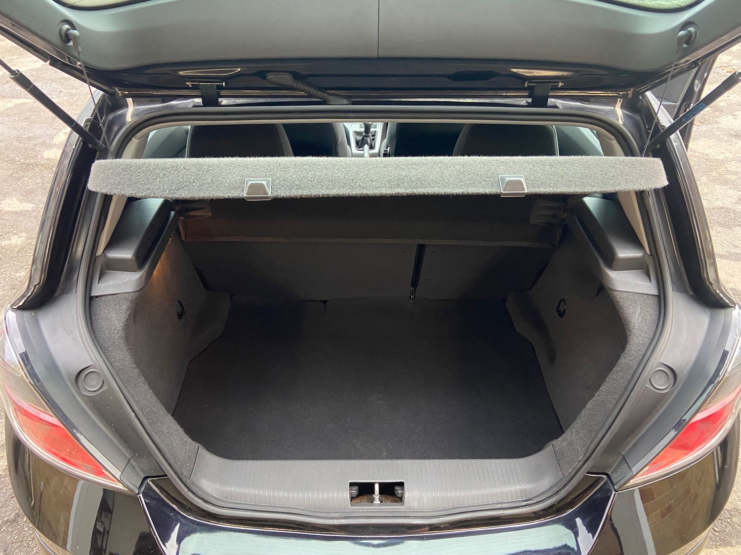 Used Vauxhall Astra 2011 for sale - 76954546: Photo 24