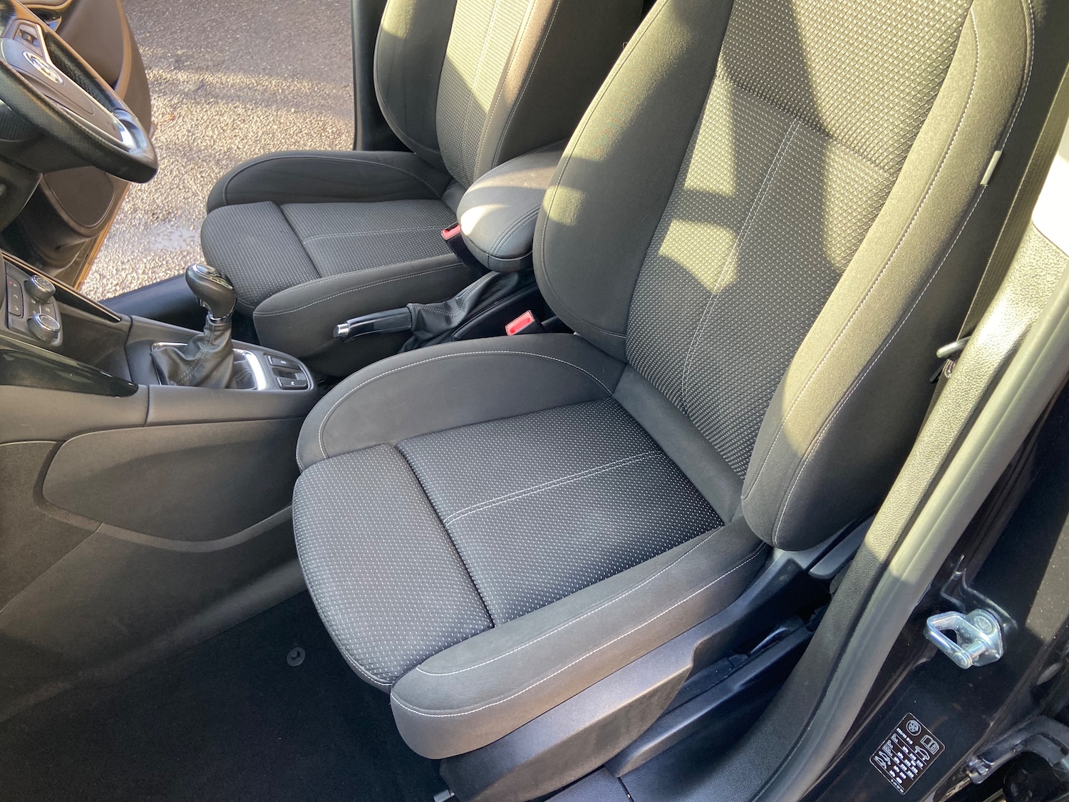 Used Vauxhall Zafira 2015 for sale - 77389116: Photo 13