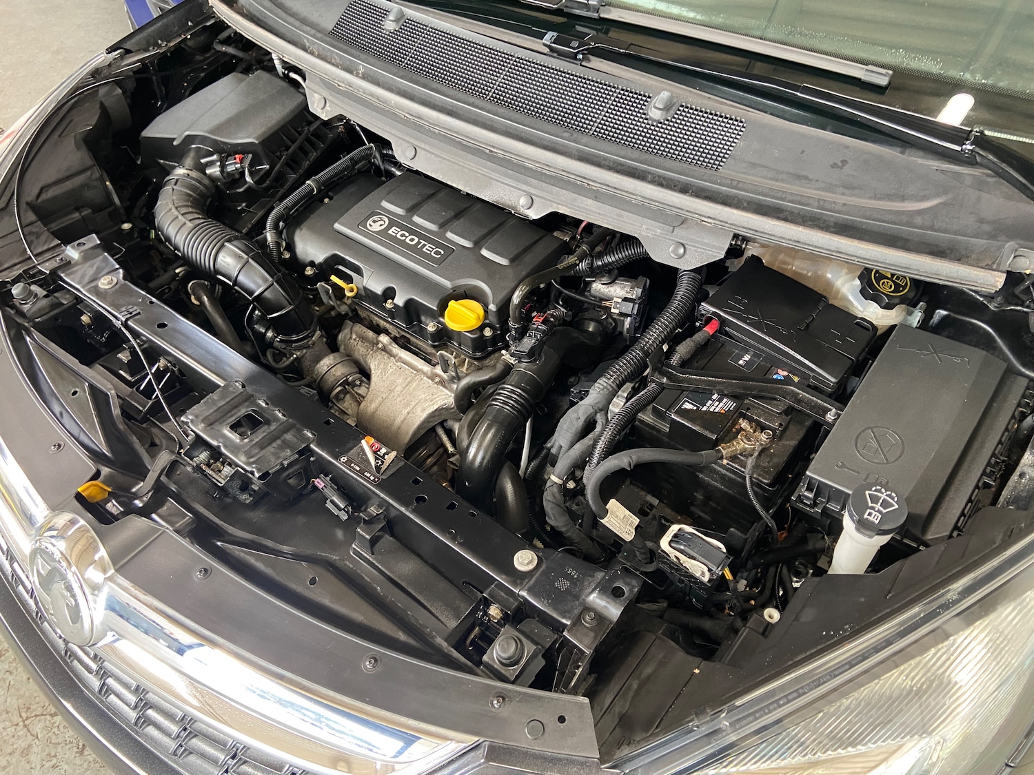 Used Vauxhall Zafira 2015 for sale - 77389116: Photo 31