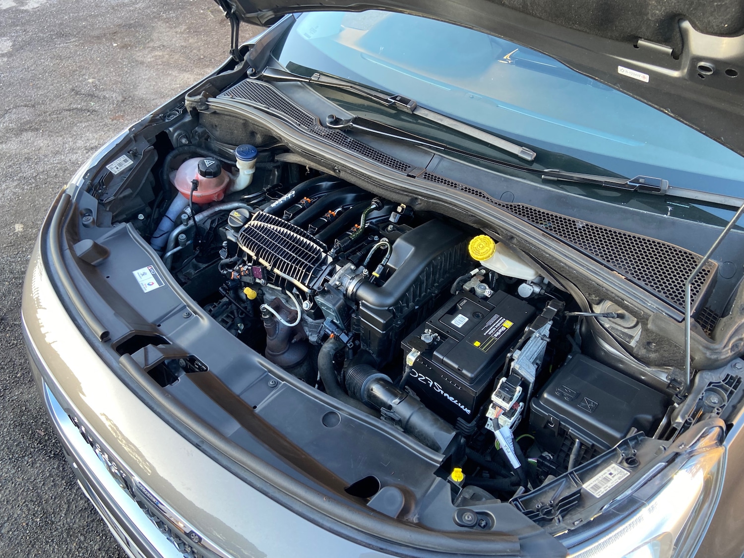 Used Peugeot 2008 2017 for sale - 77167342: Photo 14