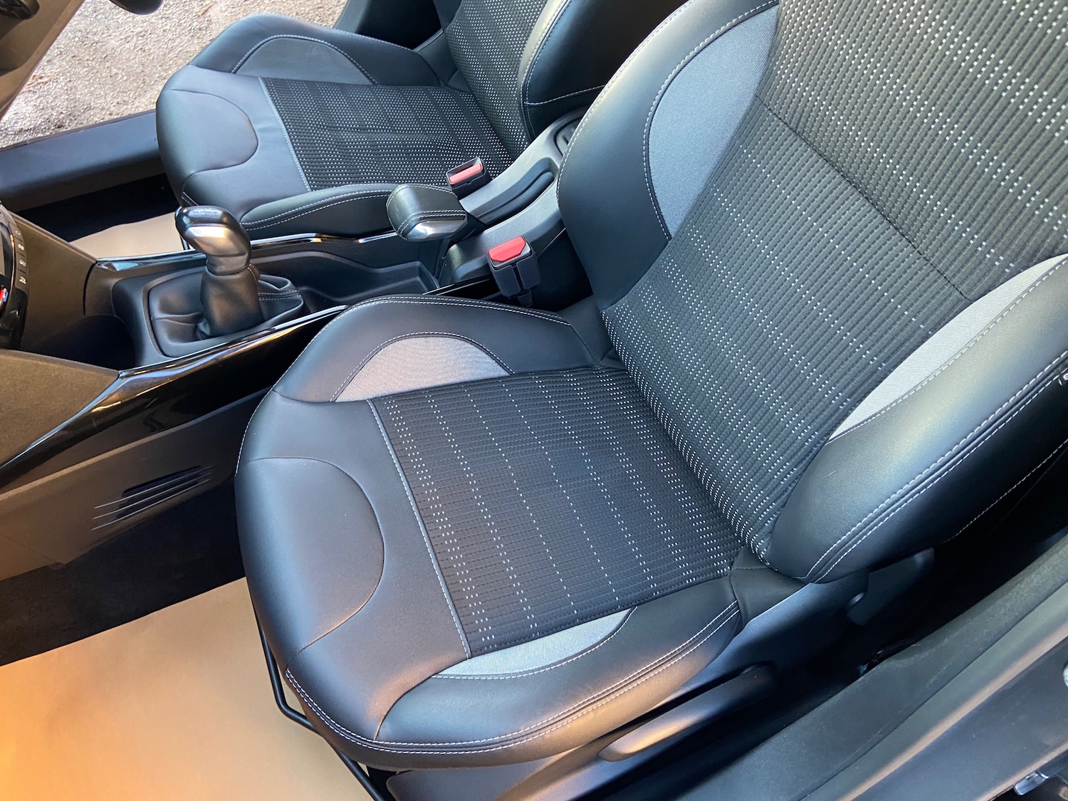 Used Peugeot 2008 2017 for sale - 77167342: Photo 18