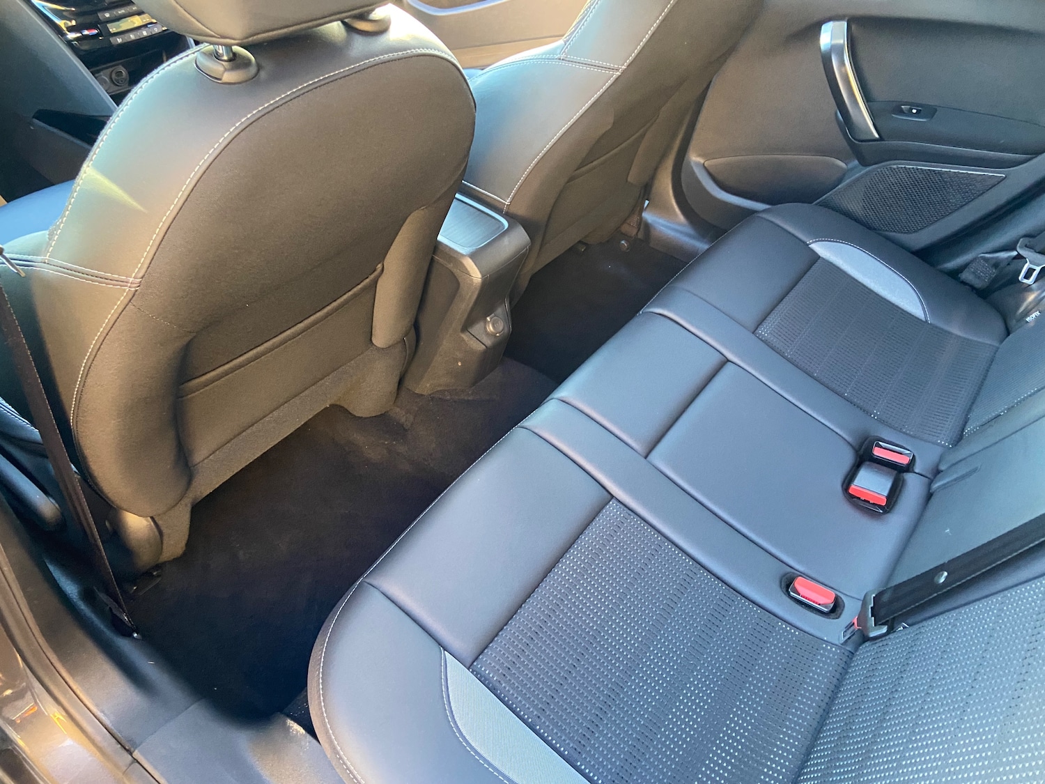 Used Peugeot 2008 2017 for sale - 77167342: Photo 22