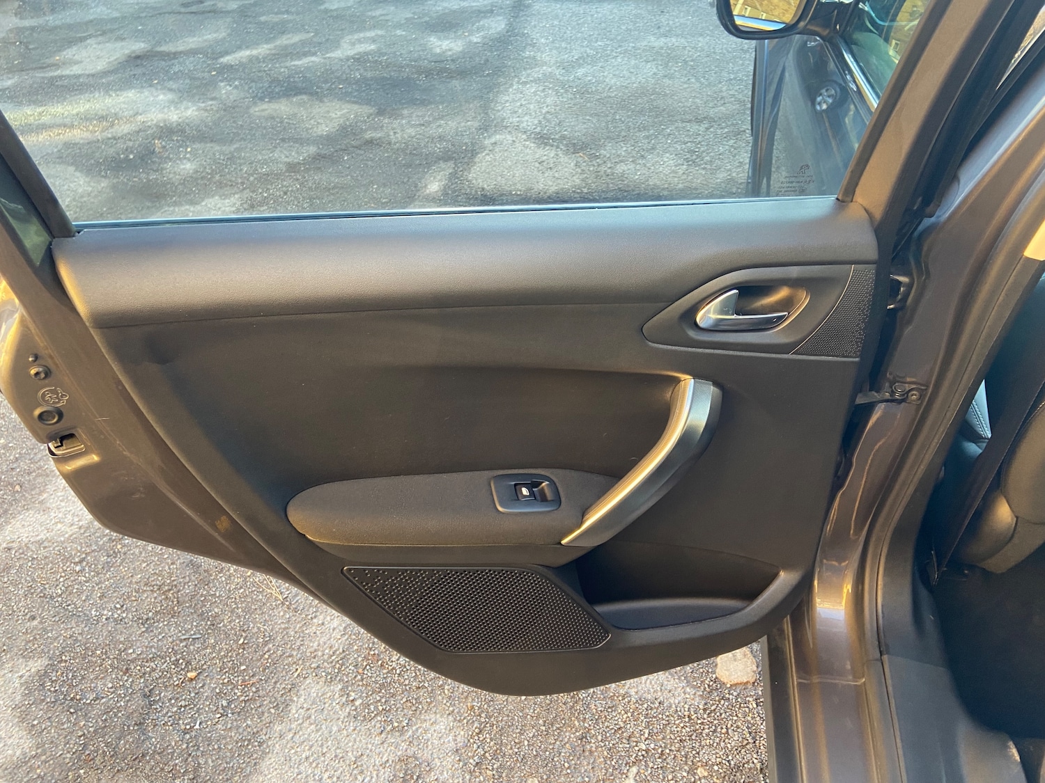 Used Peugeot 2008 2017 for sale - 77167342: Photo 23