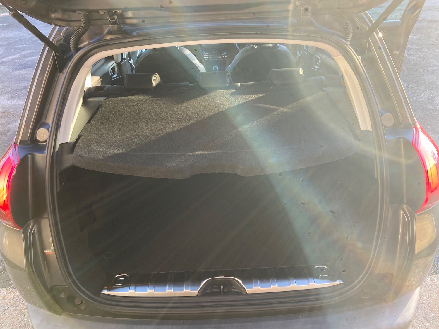 Used Peugeot 2008 2017 for sale - 77167342: Photo 26