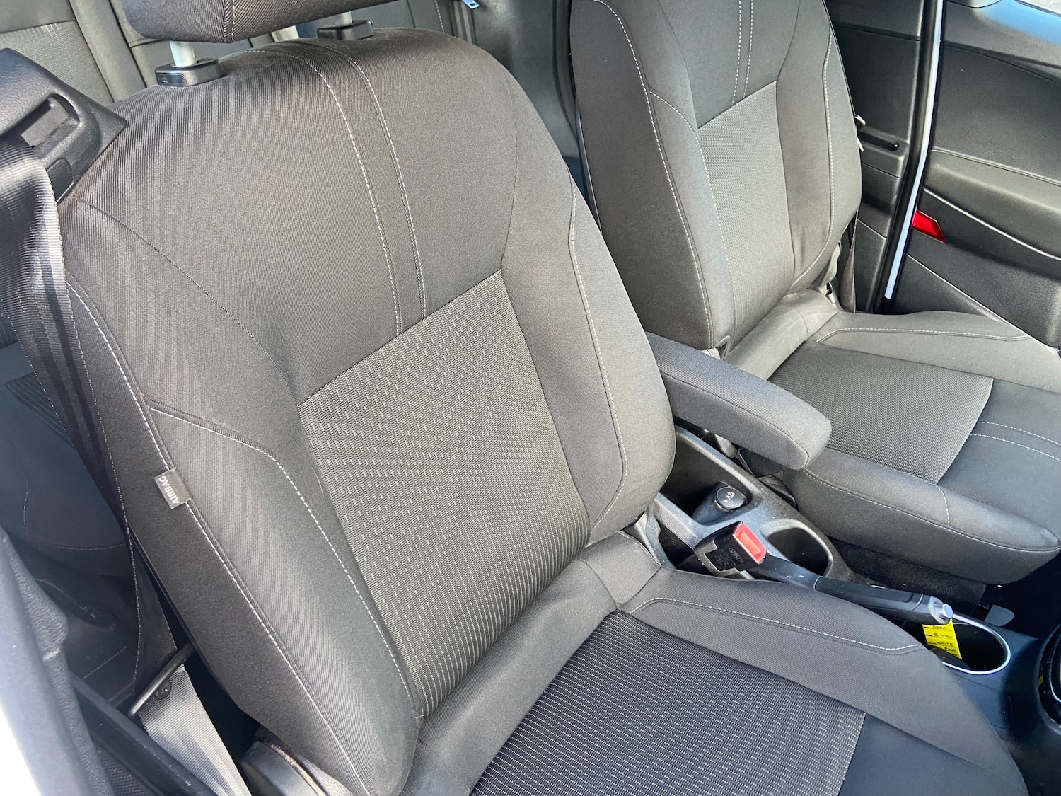 Used Ford B-MAX 2014 for sale - 76438891: Photo 25