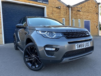 Used Land Rover Discovery Sport 2018 for sale - 79108795: Photo