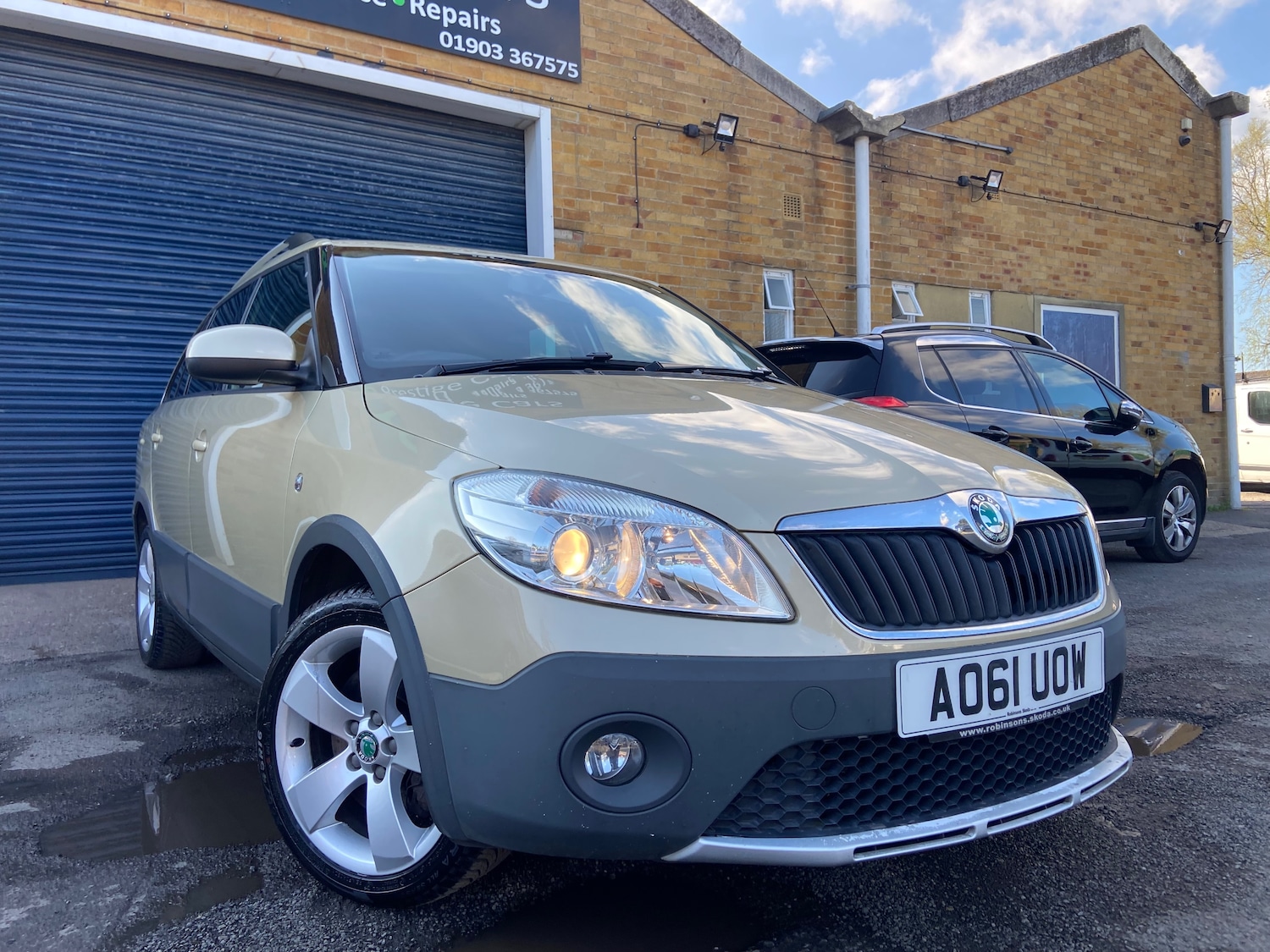 Used Skoda Fabia 2011 for sale - 78118139: Photo 2