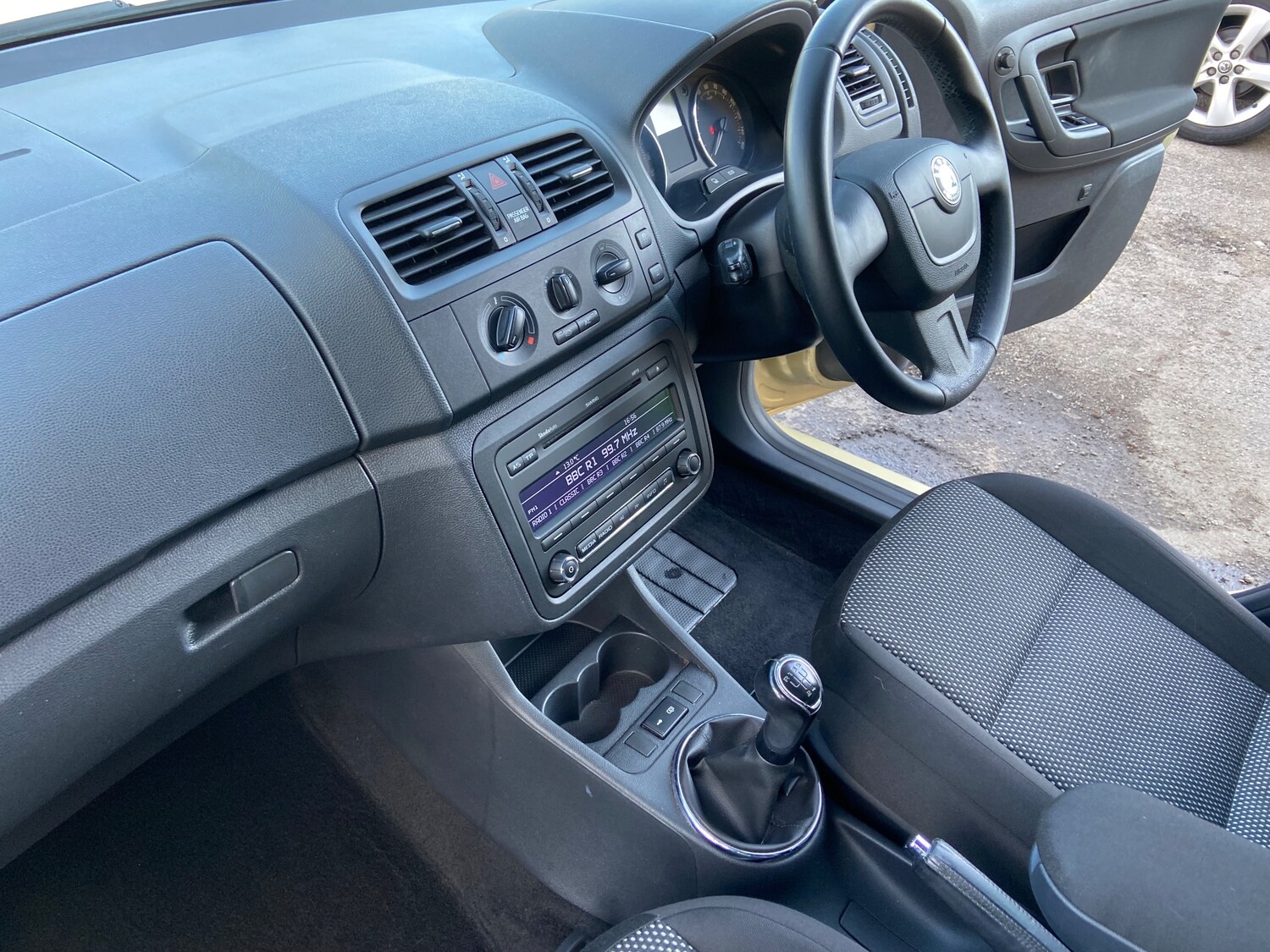 Used Skoda Fabia 2011 for sale - 78118139: Photo 23