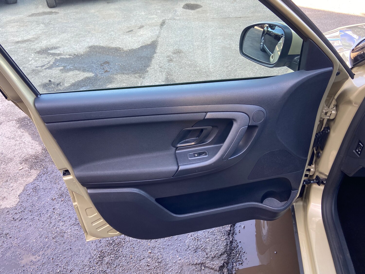 Used Skoda Fabia 2011 for sale - 78118139: Photo 25