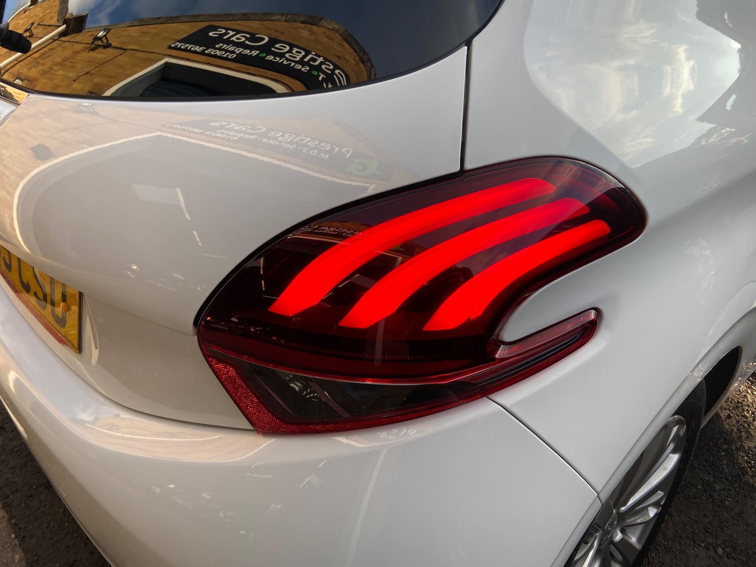 Used Peugeot 208 2015 for sale - 78118129: Photo 11