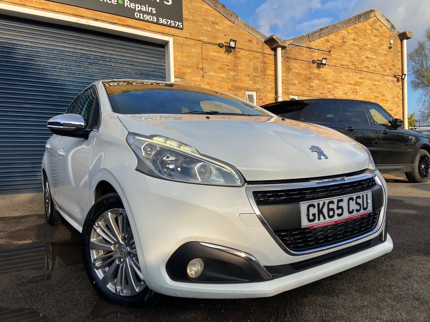 Used Peugeot 208 2015 for sale - 78118129: Photo 2