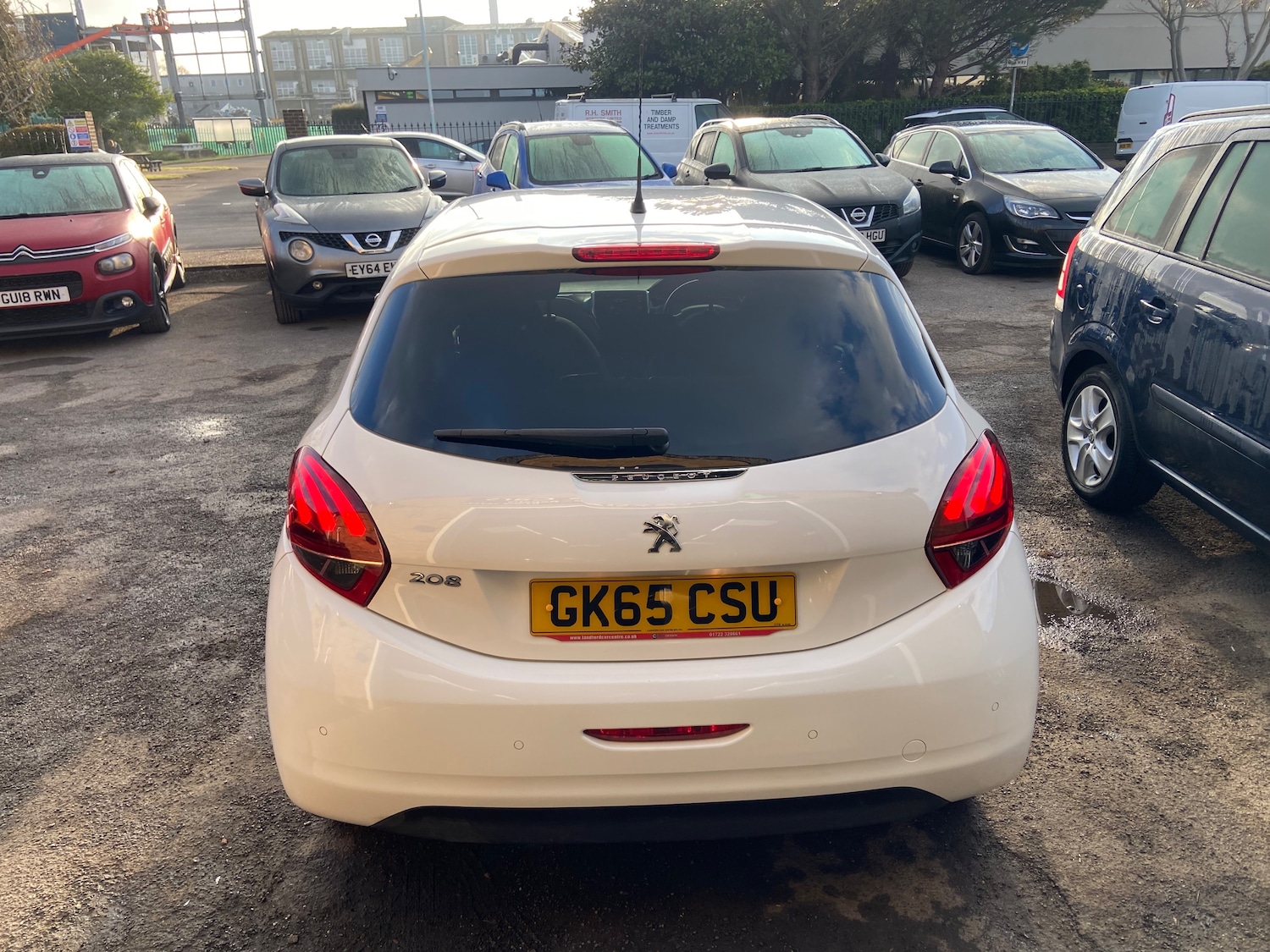 Used Peugeot 208 2015 for sale - 78118129: Photo 5