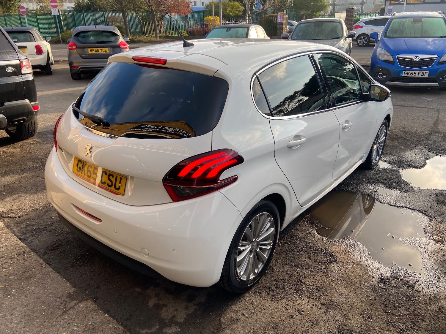 Used Peugeot 208 2015 for sale - 78118129: Photo 6