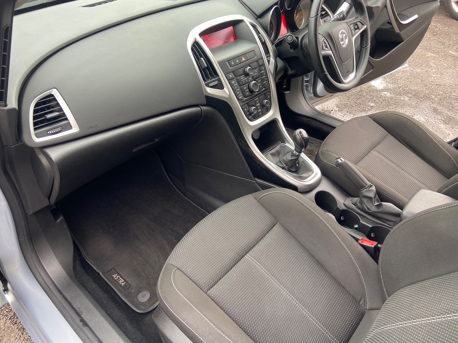 Used Vauxhall Astra 2014 for sale - 77627680: Photo 20