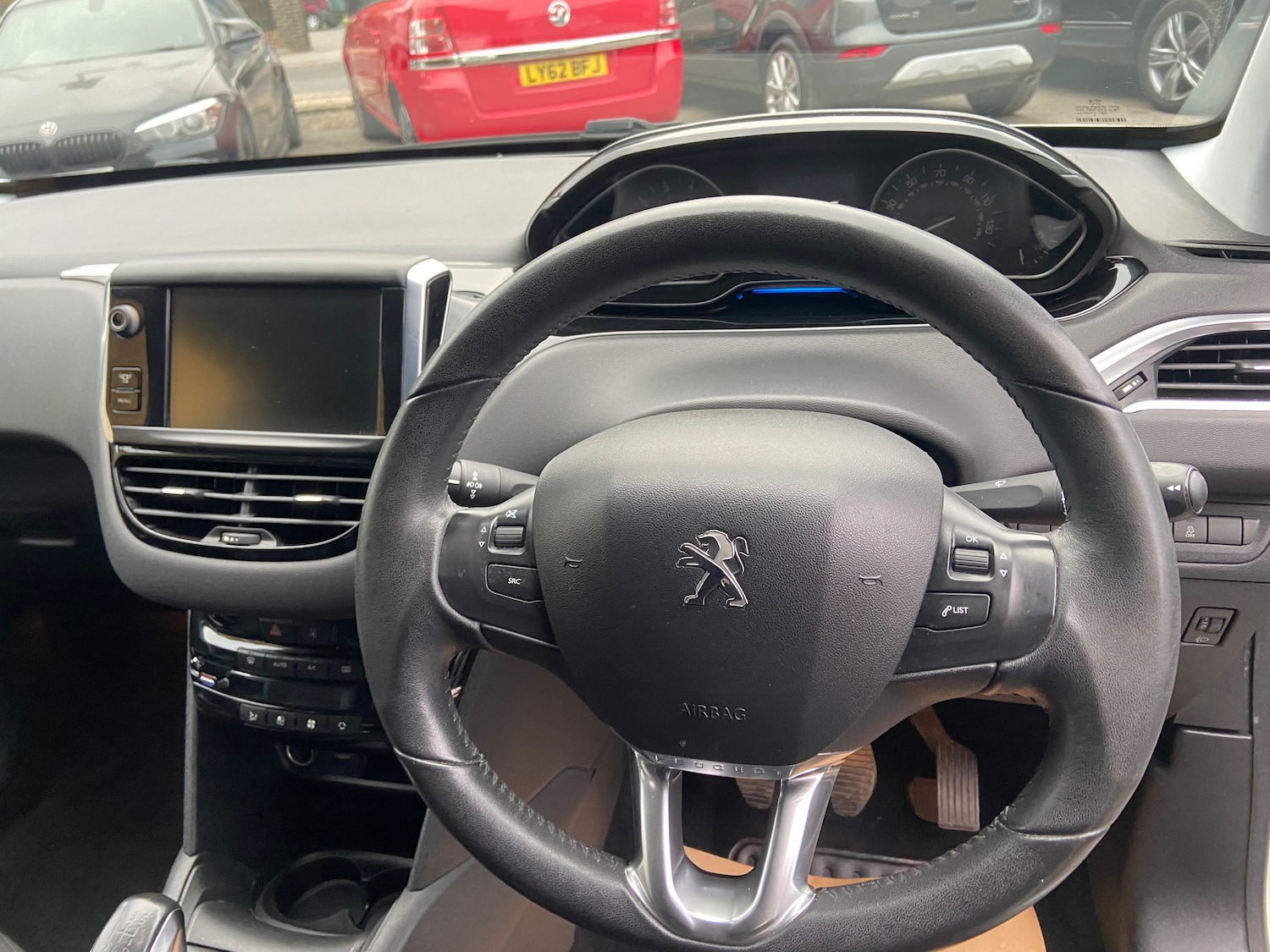 Used Peugeot 208 2012 for sale - 76341051: Photo 26