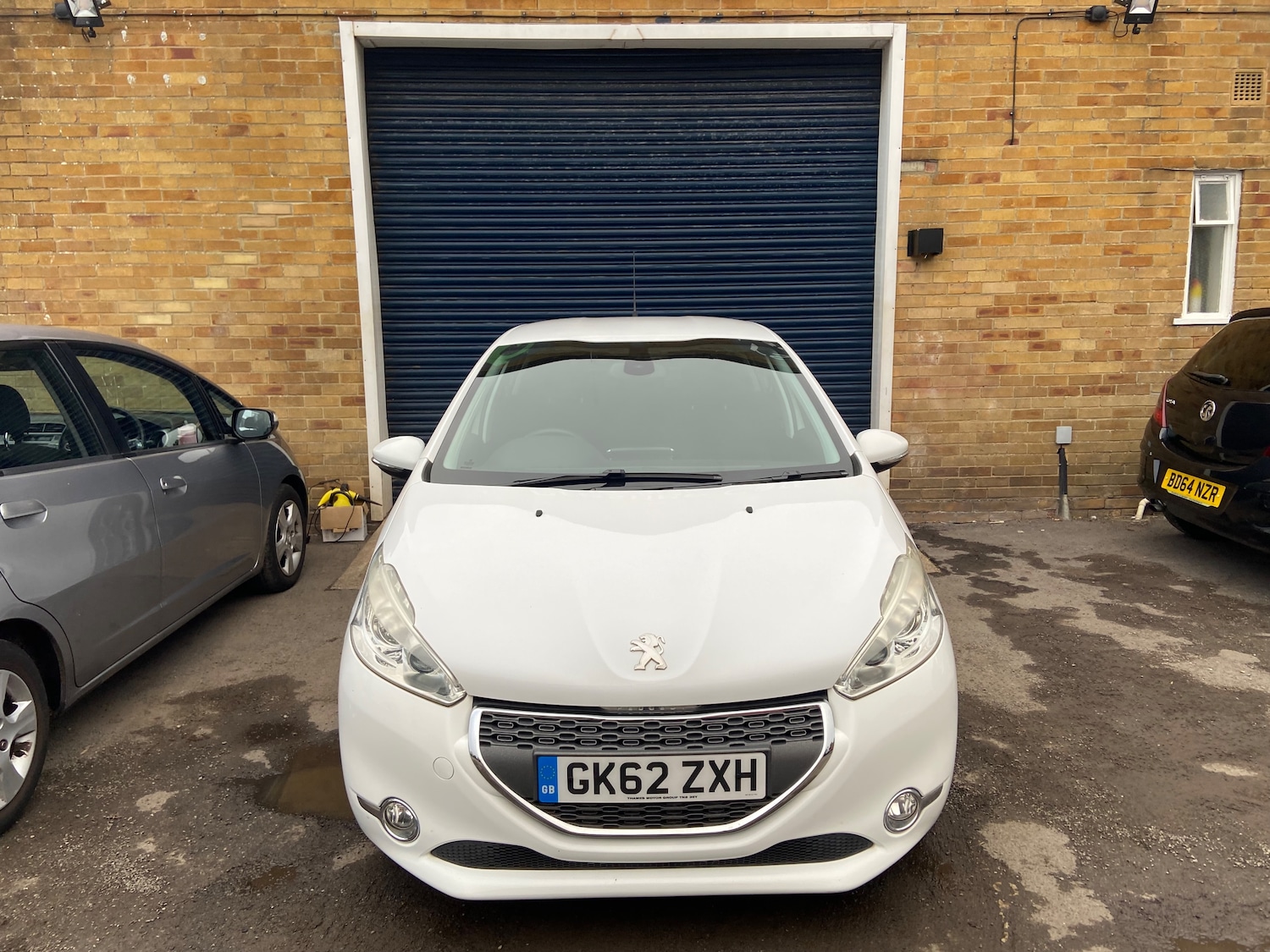Used Peugeot 208 2012 for sale - 76341051: Photo 3